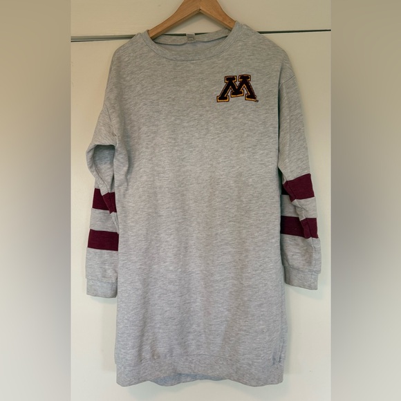 Sweaters - UMN (University of Minnesota) Gray Rugby Sweatshirt